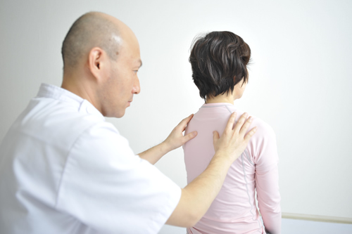 今までの施術による背中の痛みの改善例の紹介